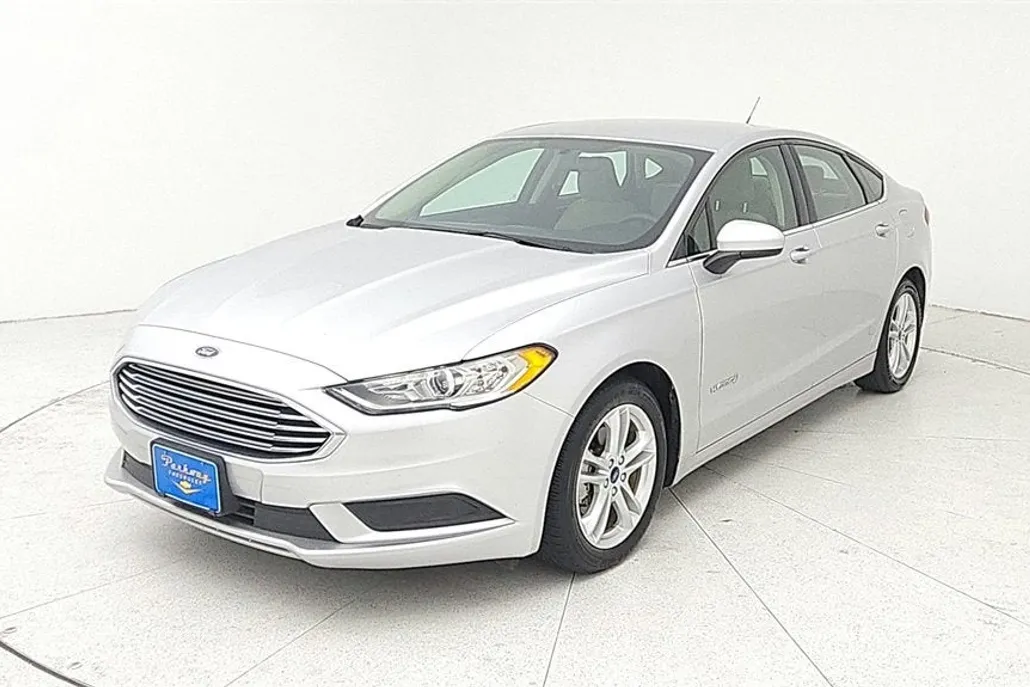 2018 Ford Fusion Hybrid S photo 1