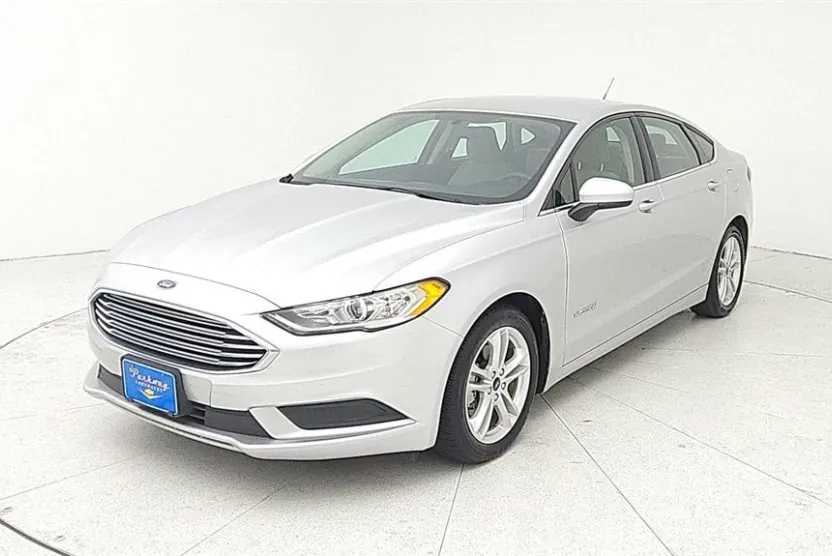 2018 Ford Fusion Hybrid S photo 1