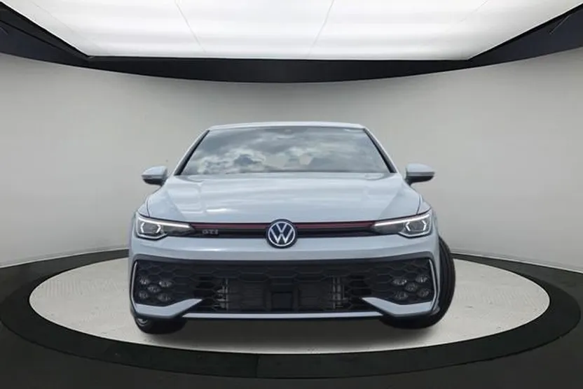 2025 Volkswagen Golf GTI S photo 1
