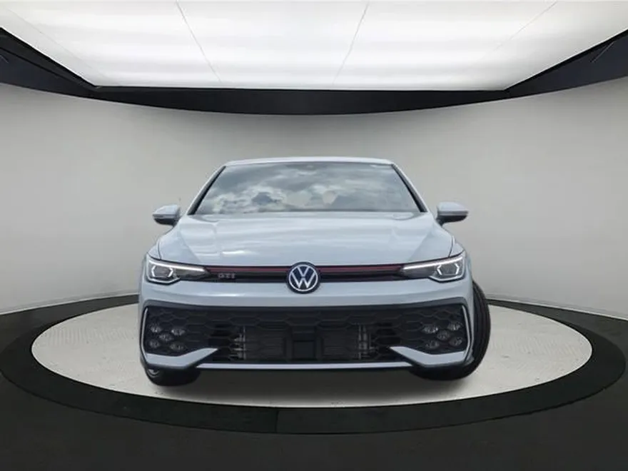 2025 Volkswagen Golf GTI S photo 1