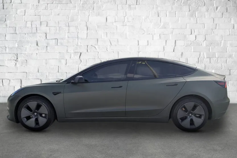 2021 Tesla Model 3 Long Range photo 1