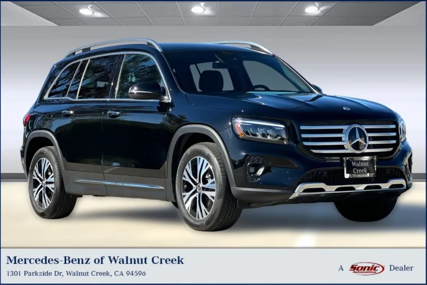 2025 Mercedes Benz GLB 250 photo 1