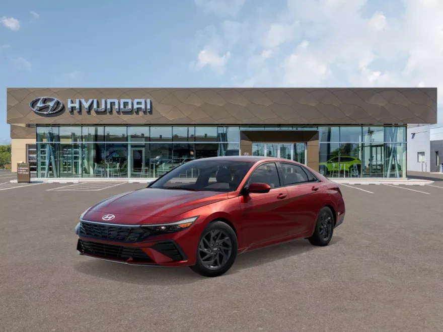 2025 Hyundai Elantra Blue SEL Sport photo 1