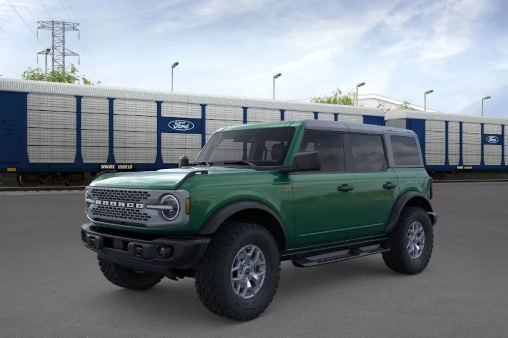 2025 Ford Bronco Badlands photo 1