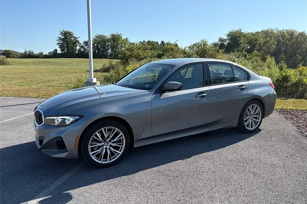 2023 Bmw 330i xDrive photo 1
