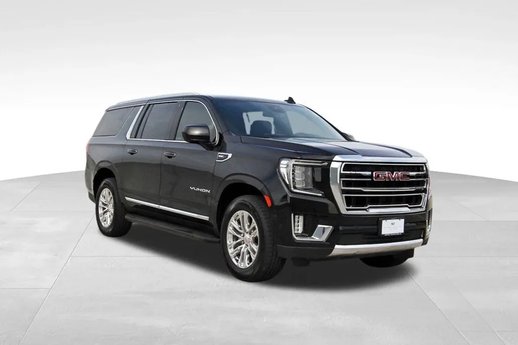 2023 Gmc Yukon XL SLT photo 1