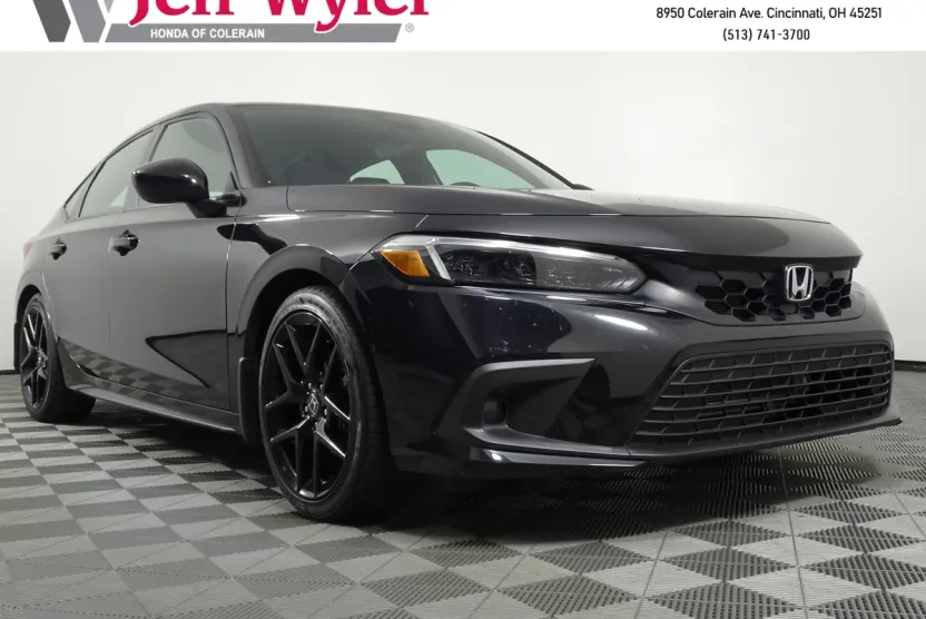2023 Honda Civic Hatchback Sport photo 1