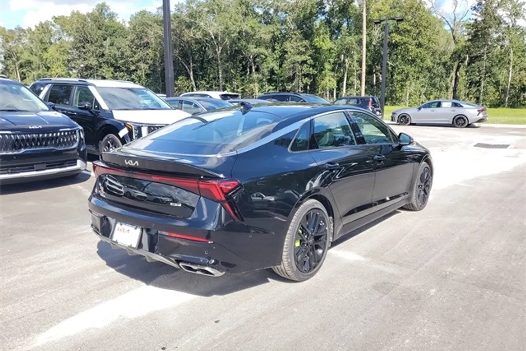 2026 Kia K5 GT photo 1