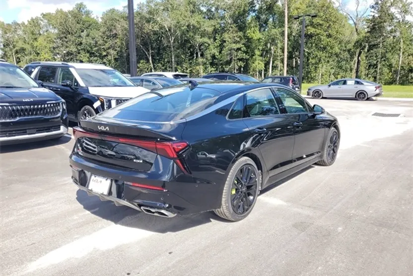2026 Kia K5 GT photo 1
