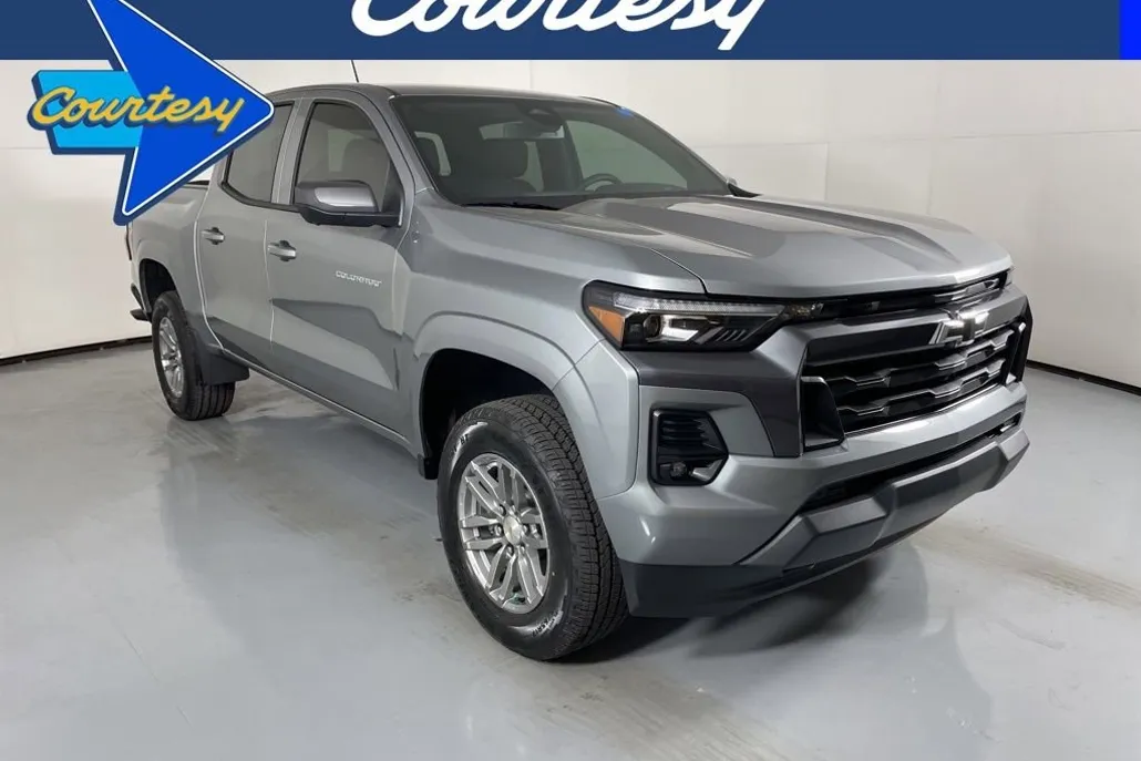 2026 Chevrolet Colorado LT photo 1