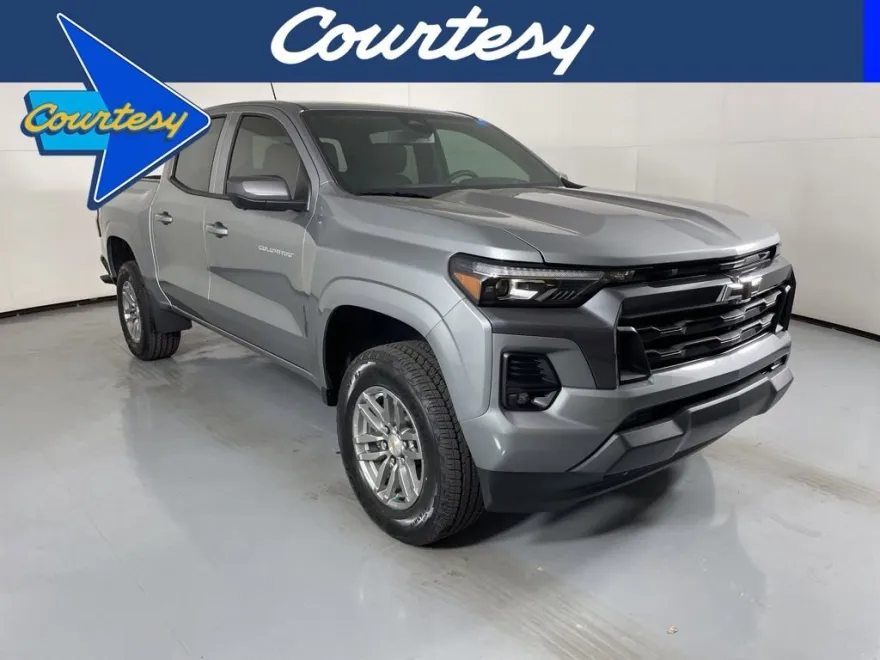2026 Chevrolet Colorado LT photo 1