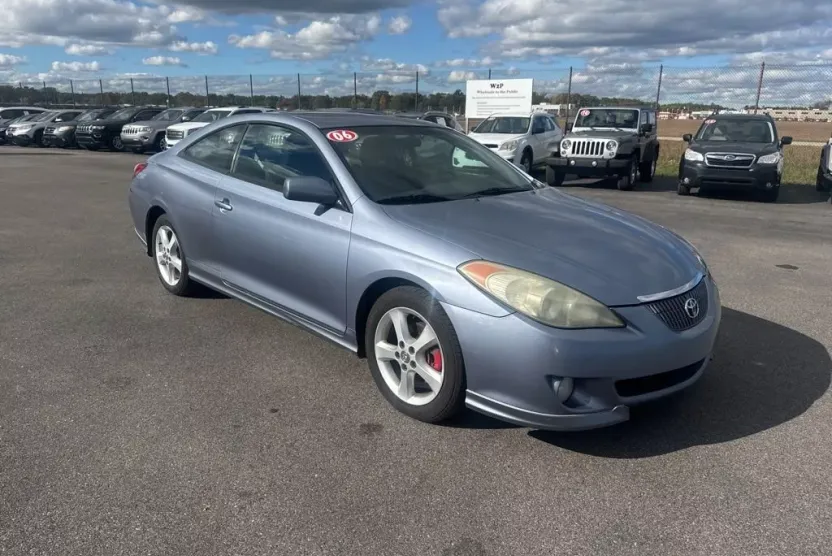 2006 Toyota Camry Solara SE photo 1
