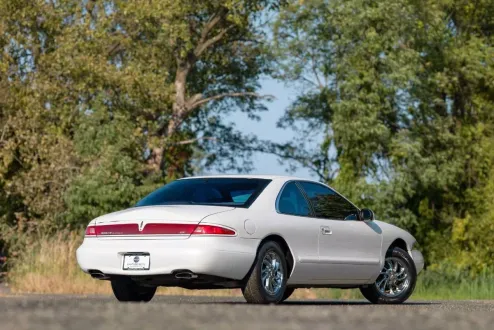 1998 Lincoln Mark Series photo 2