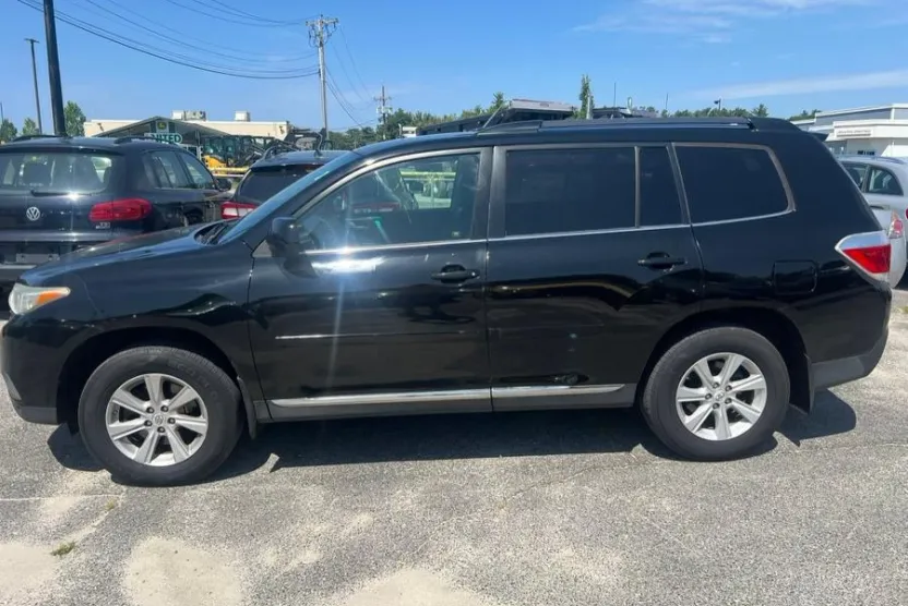 2013 Toyota Highlander SE photo 1
