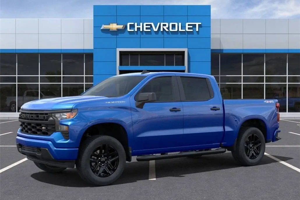 2025 Chevrolet Silverado 1500 Custom photo 1