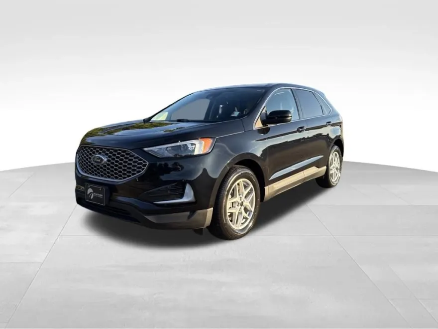 2023 Ford Edge SEL photo 1