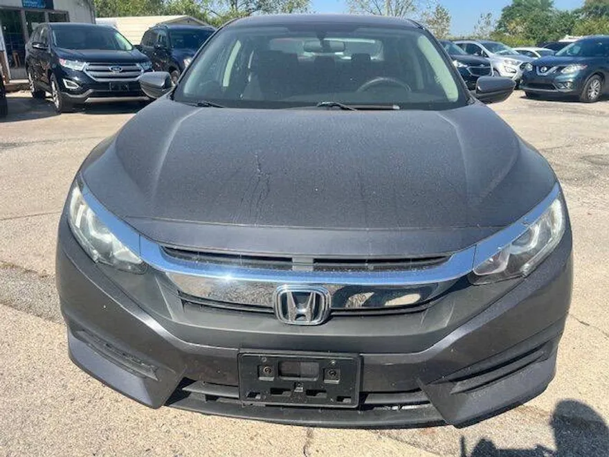 2017 Honda Civic LX photo 1