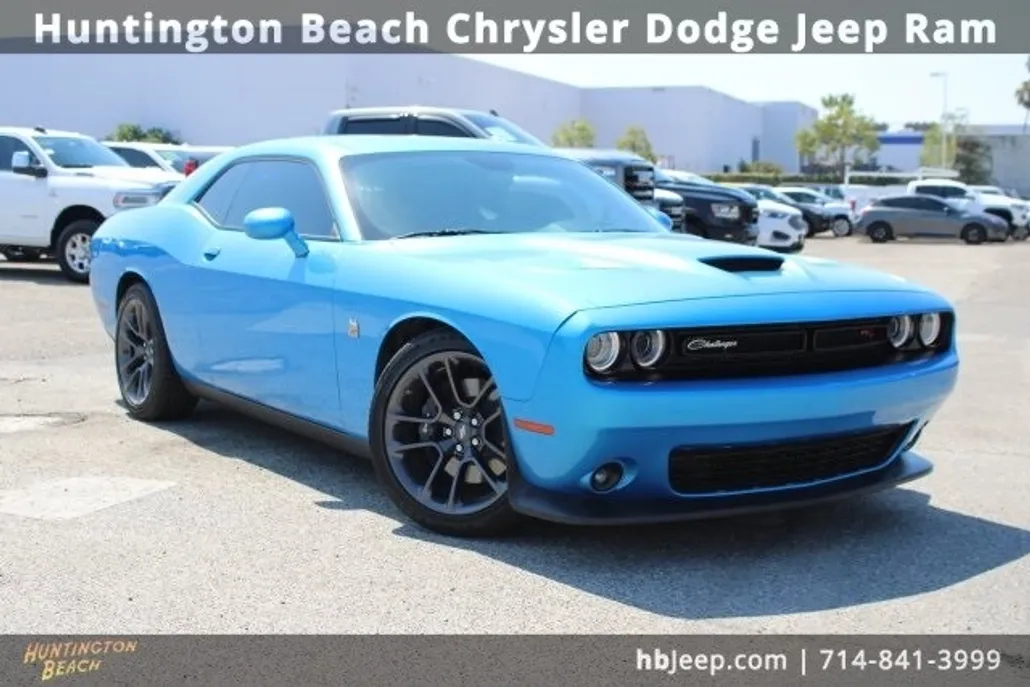 2023 Dodge Challenger R/T Scat Pack photo 1