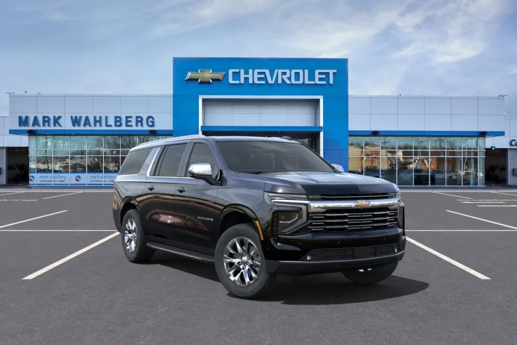 2025 Chevrolet Suburban Premier photo 1
