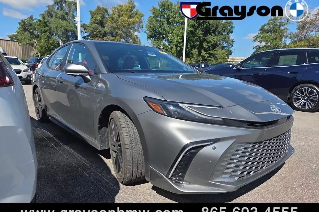2025 Toyota Camry XSE photo 1