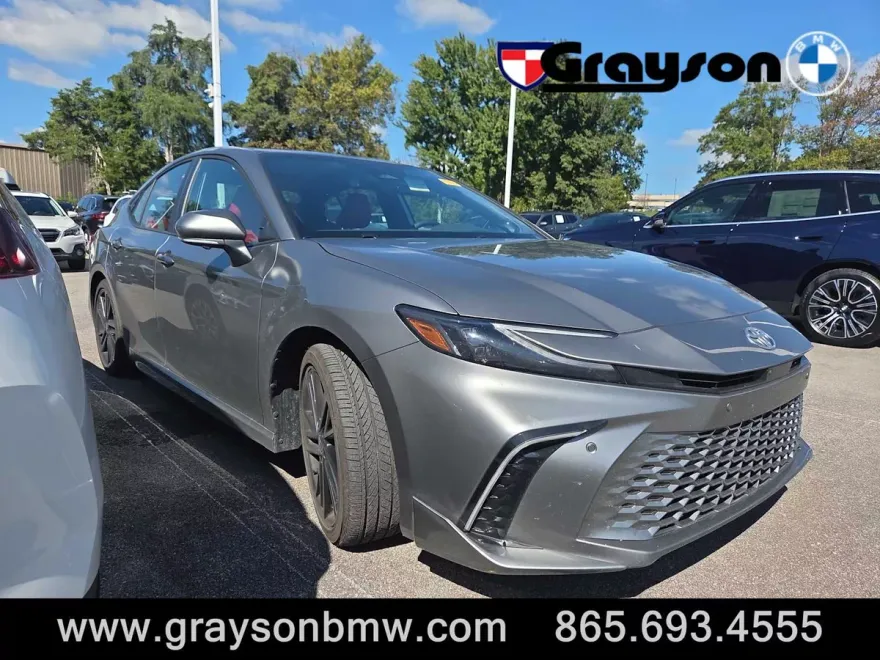 2025 Toyota Camry XSE photo 1