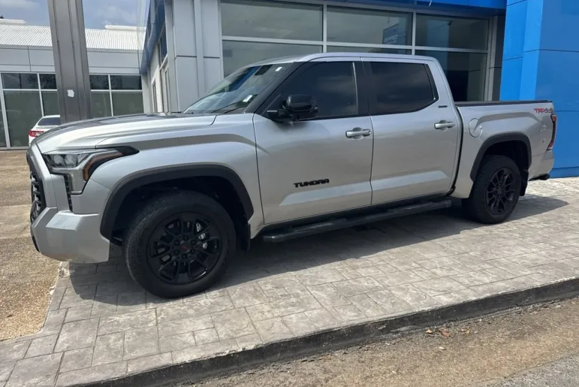 2024 Toyota Tundra Limited photo 1