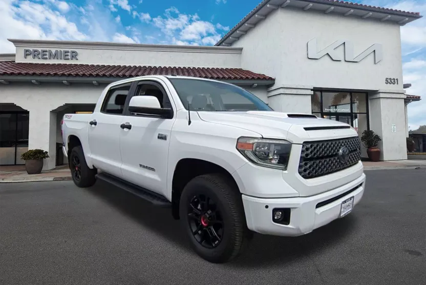 2018 Toyota Tundra SR5 photo 1