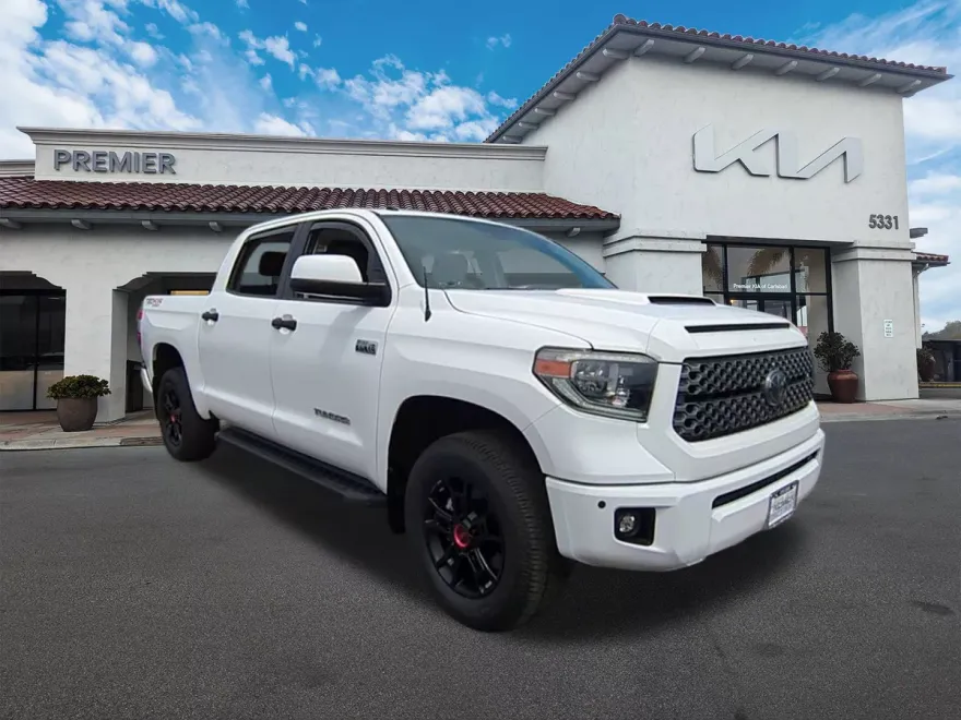 2018 Toyota Tundra SR5 photo 1