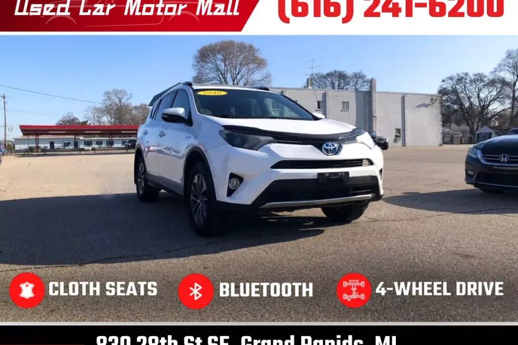 2016 Toyota RAV4 Hybrid XLE photo 1