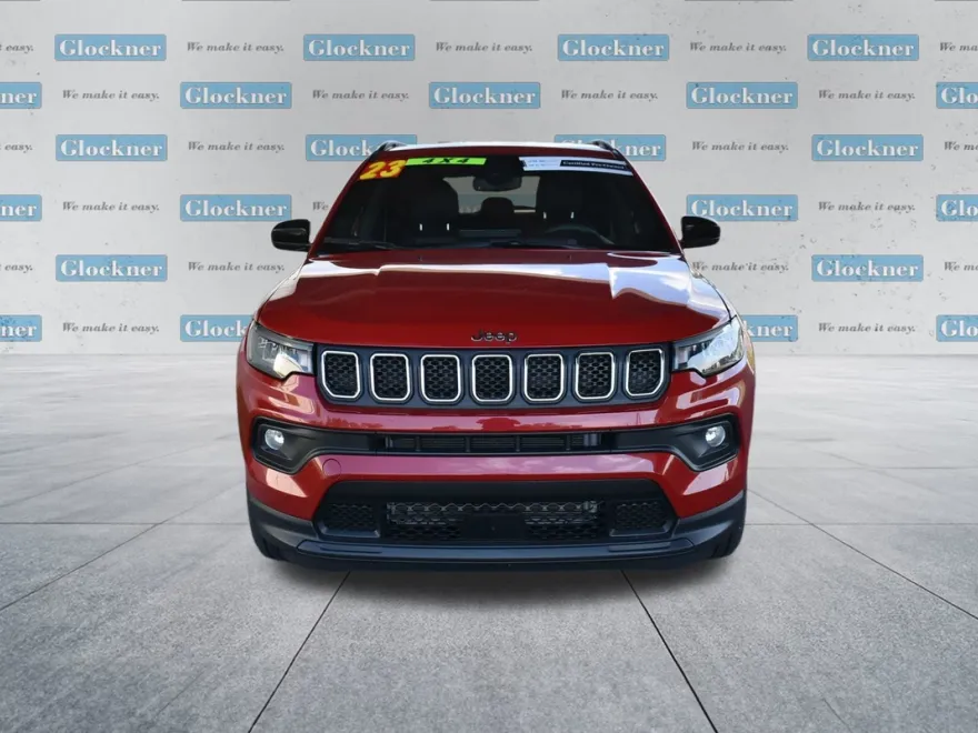 2023 Jeep Compass Latitude Lux photo 1