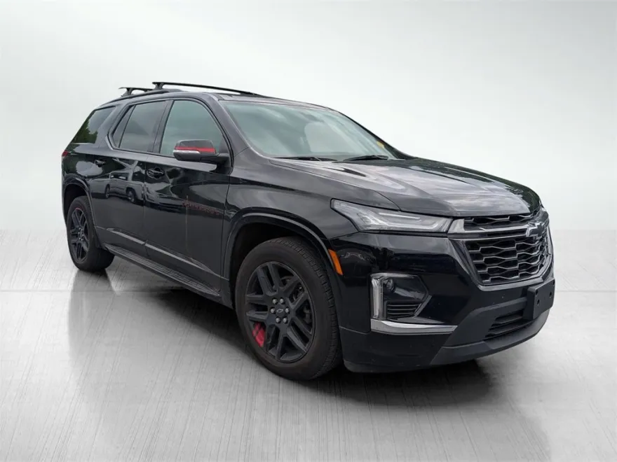 2024 Chevrolet Traverse Premier photo 1