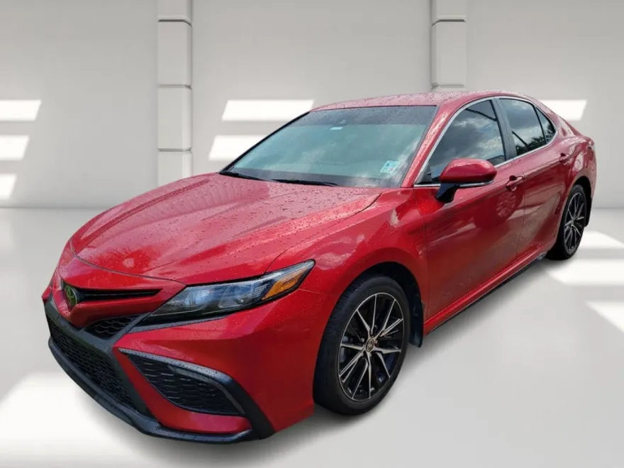 2024 Toyota Camry SE photo 1