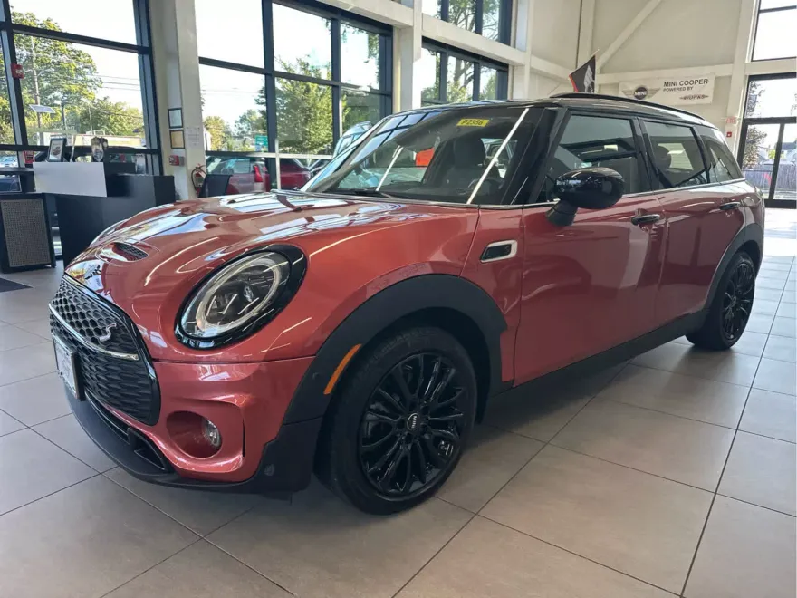 2023 Mini Clubman ALL4 Base S photo 1
