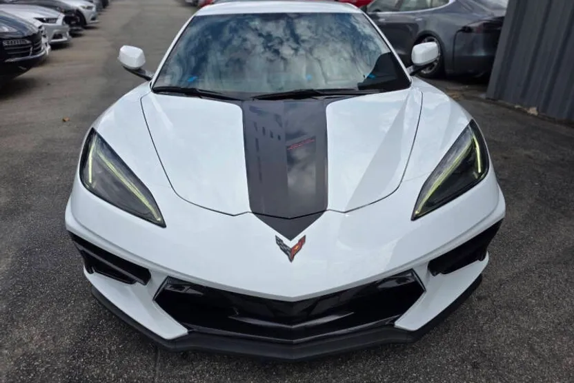2023 Chevrolet Corvette Stingray Convertible 3LT photo 1
