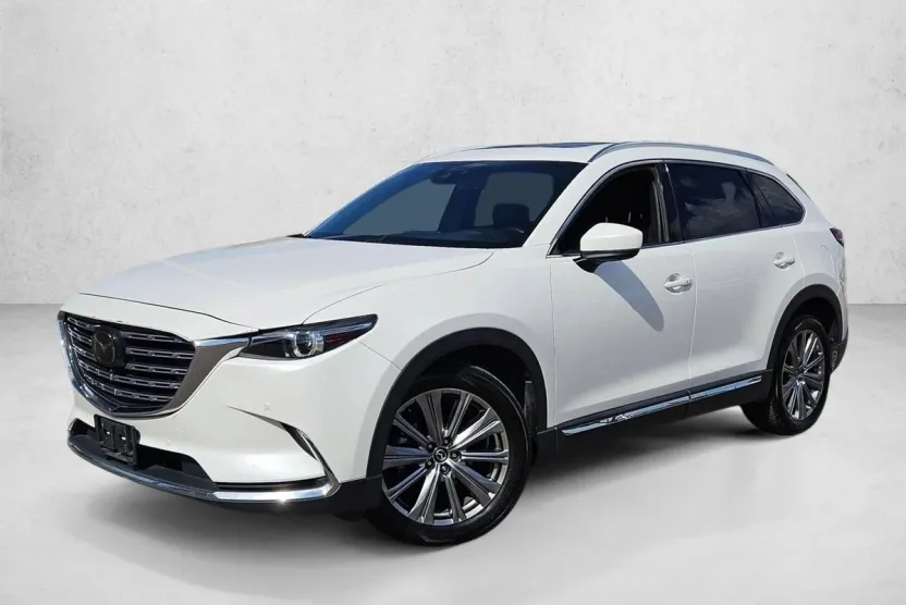 2023 Mazda CX-9 Signature photo 1