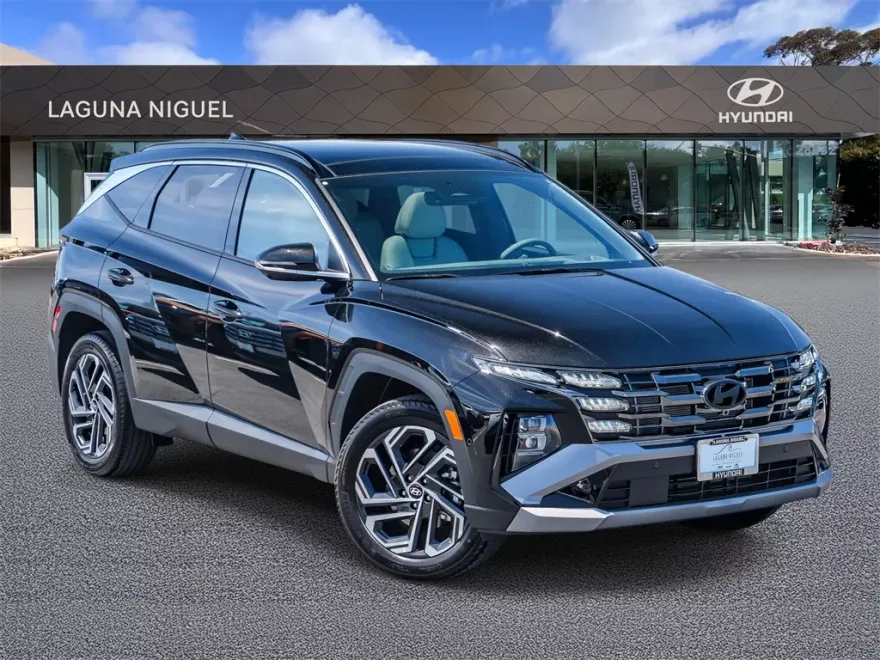 2025 Hyundai Tucson Limited photo 1