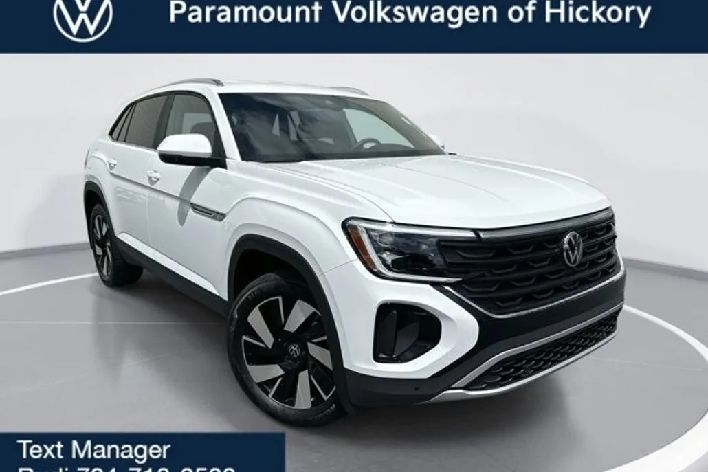 2025 Volkswagen Atlas Cross Sport SE Technology photo 1
