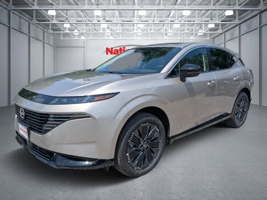 2025 Nissan Murano Platinum photo 1