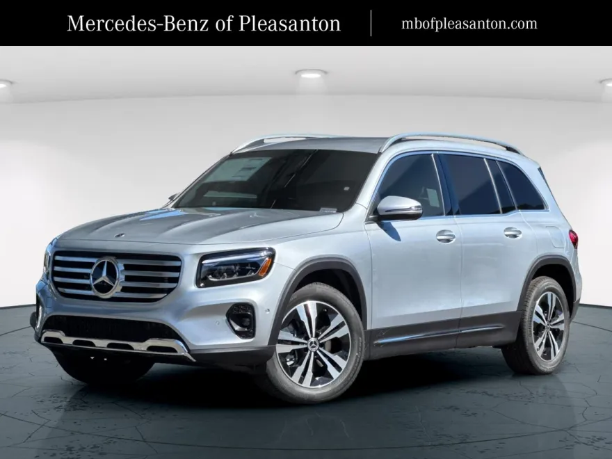 2025 Mercedes Benz GLB 250 4MATIC photo 1