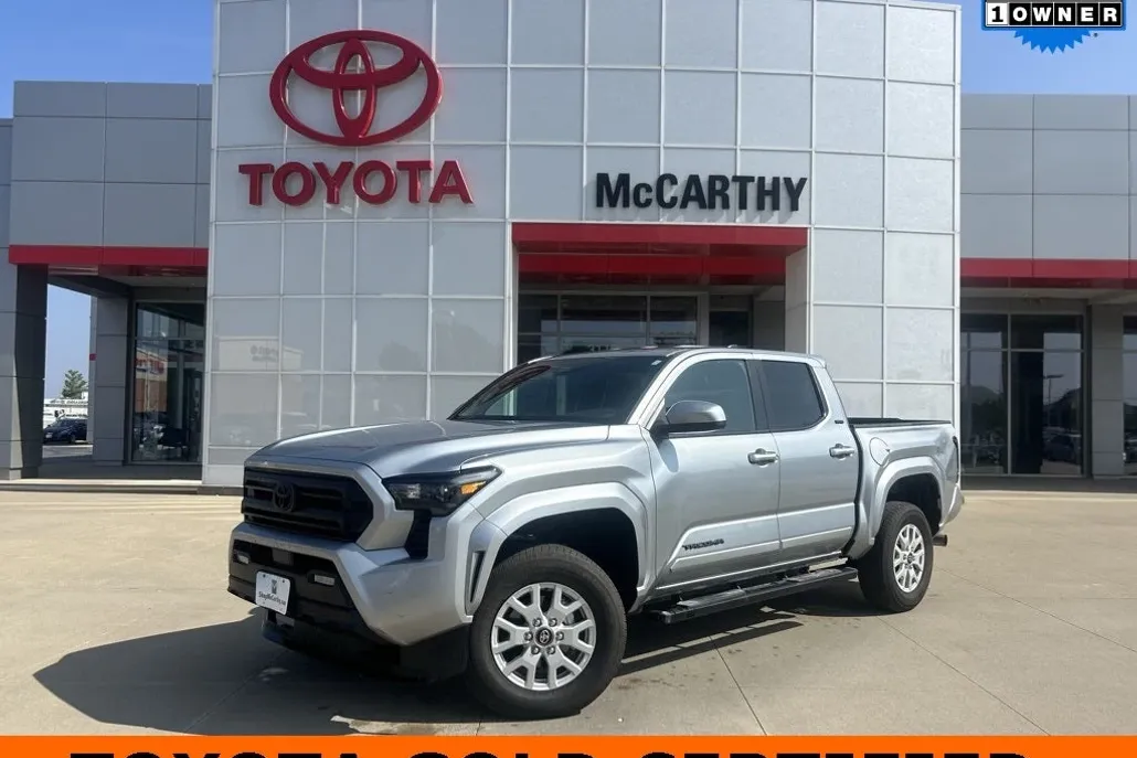 2025 Toyota Tacoma SR5 photo 1