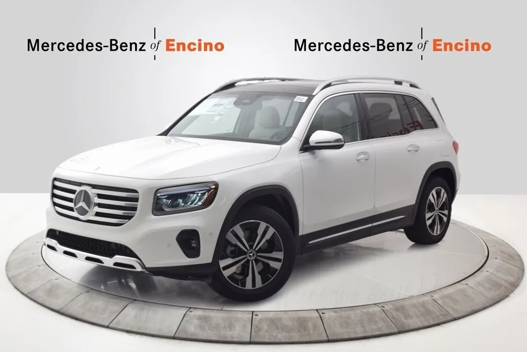 2026 Mercedes Benz GLB 250 photo 1