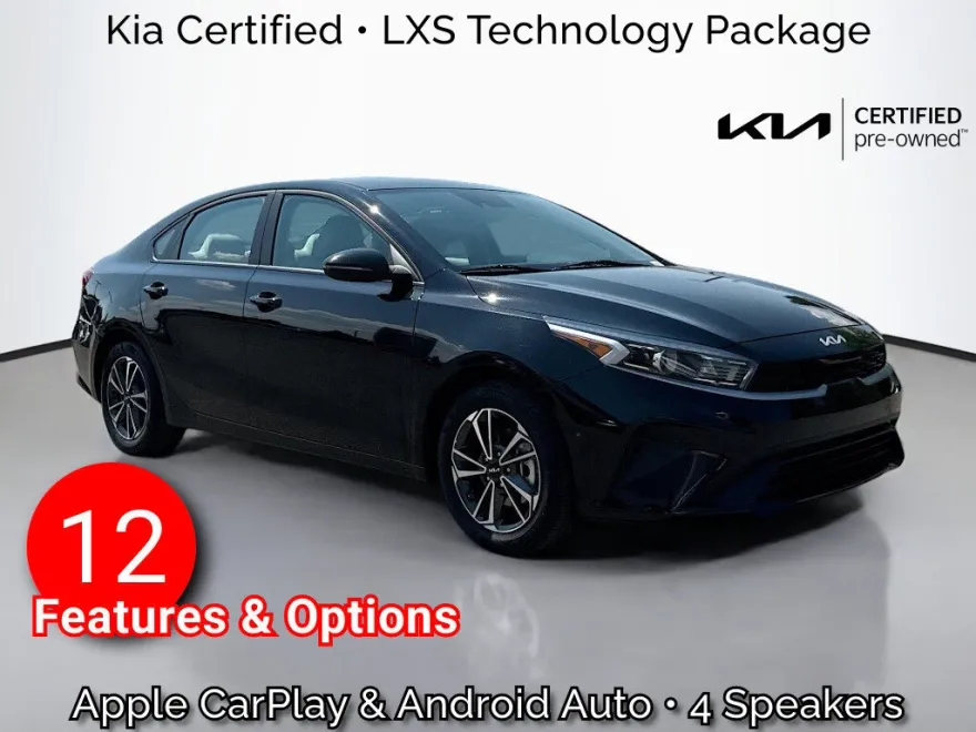 2023 Kia Forte LXS photo 1