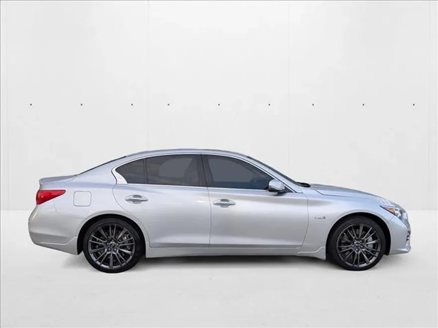 2016 Infiniti Q50 3.0t Red Sport 400 photo 1