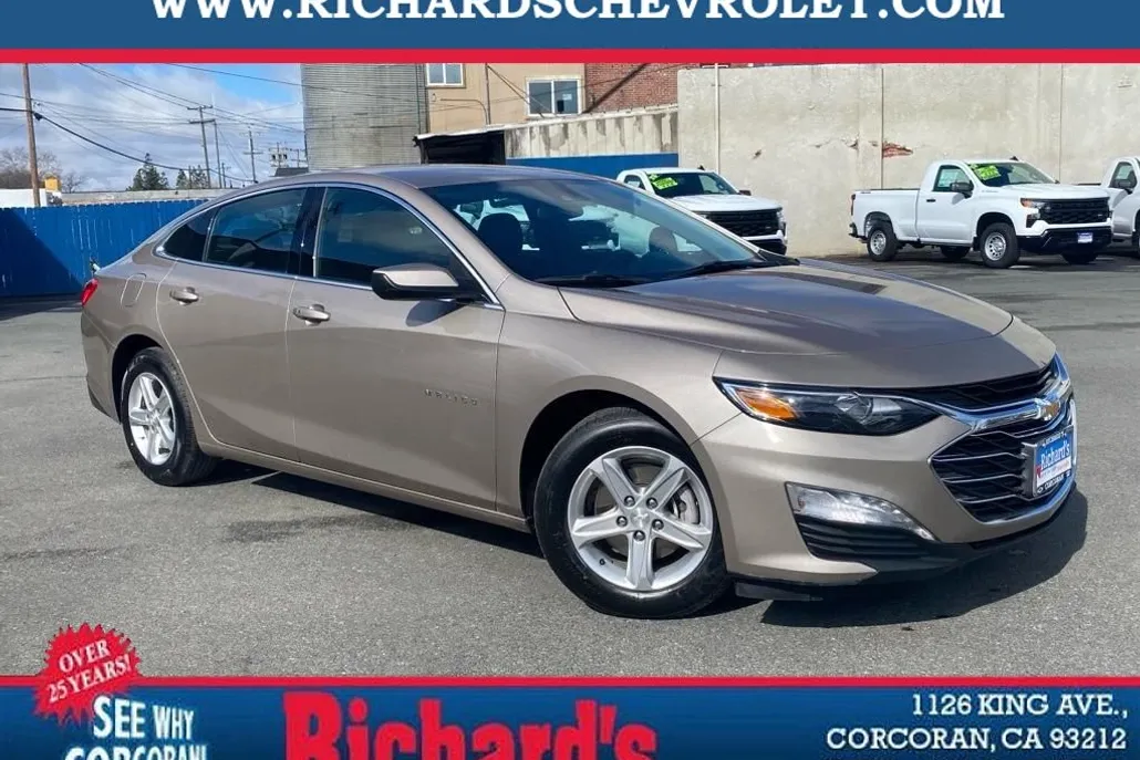 2023 Chevrolet Malibu 1LT photo 1