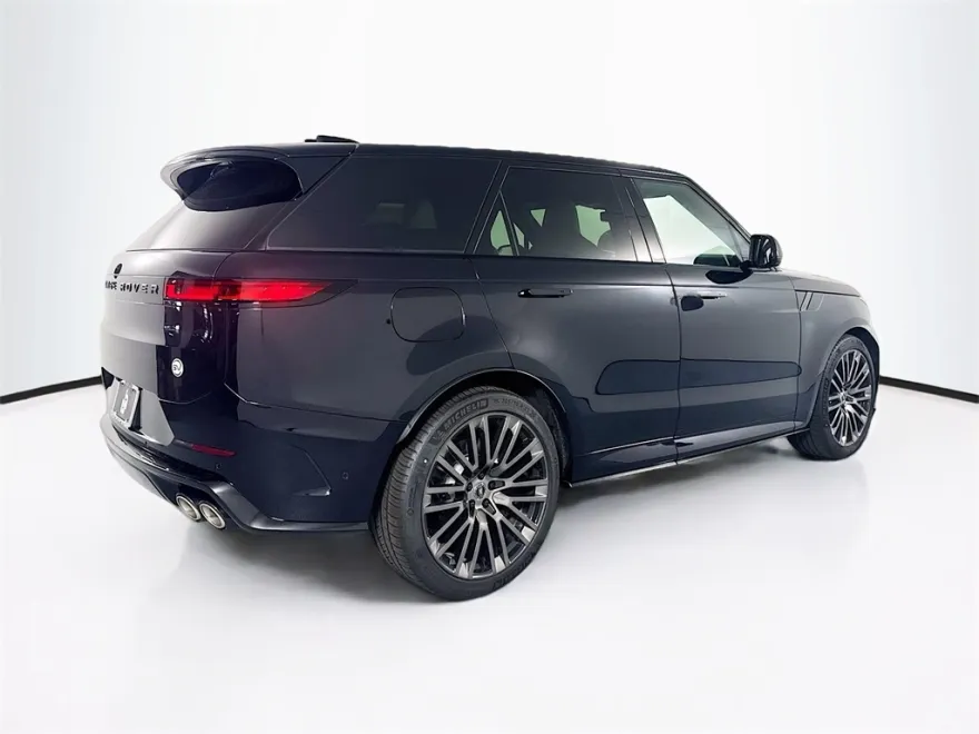 2025 Land Rover Range Rover Sport photo 1