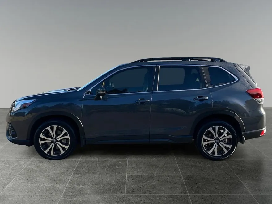2023 Subaru Forester Limited photo 1