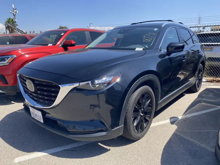 2022 Mazda CX-9 Touring photo 1