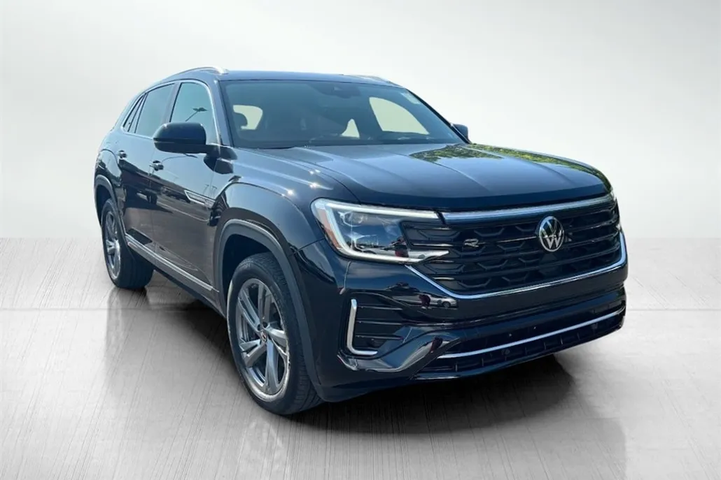 2024 Volkswagen Atlas Cross Sport SEL R-Line photo 1