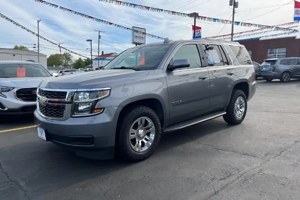 2020 Chevrolet Tahoe LT photo 1
