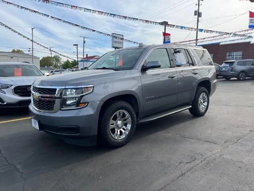2020 Chevrolet Tahoe LT photo 1